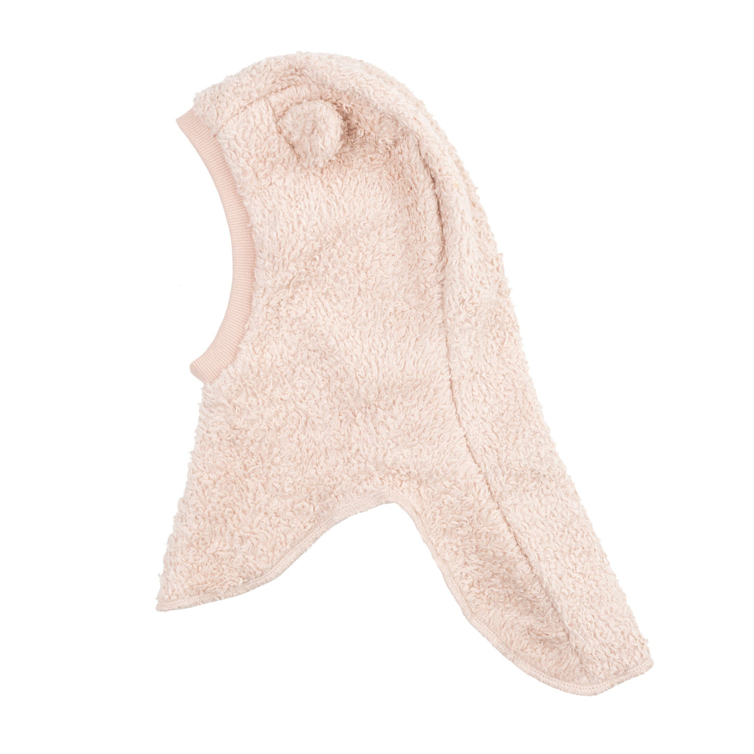PLĪŠA BALAKLAVA LĀCIS AR MERINO VILNAS ODERI – AW26