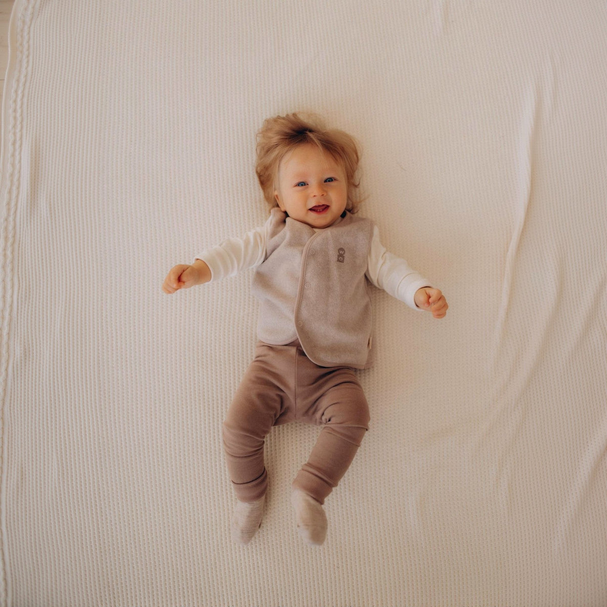 EMBROIDERED VEST baby- GOTS