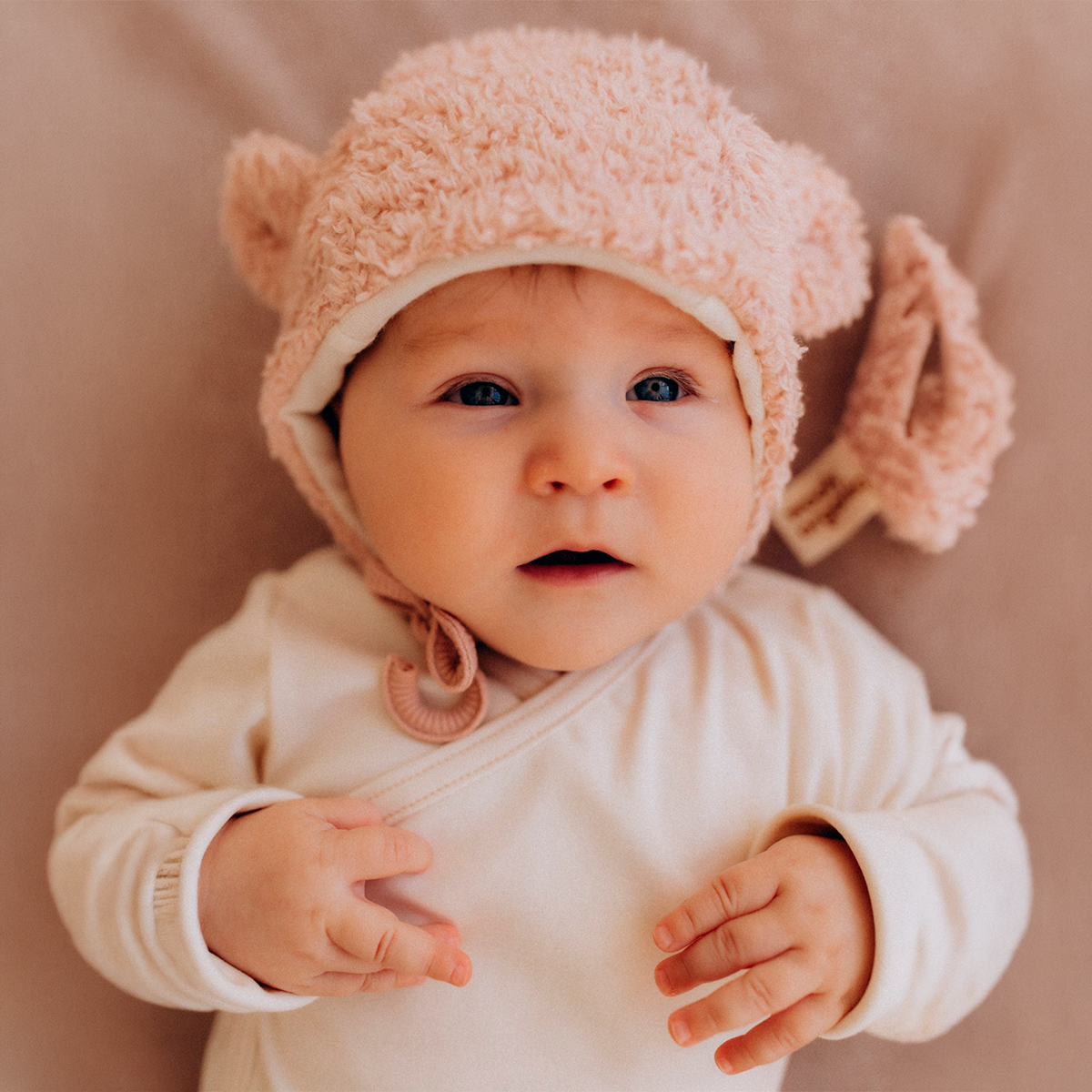PLUSH HAT WITH TEDDY EARS WITH MERINO WOOL LINING