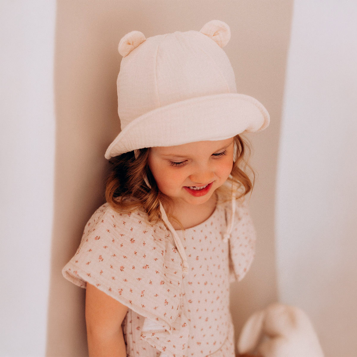 MUSLIN SUN HAT WITH TEDDY EARS